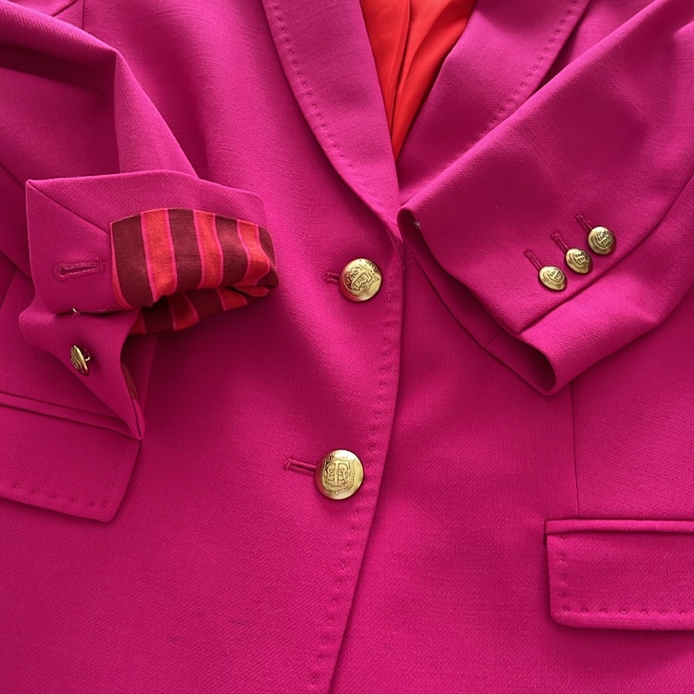 Talbots Limited Edition 2017 Vibrant Pink Wool Blazer w Gold Crest Buttons - Picture 10 of 16